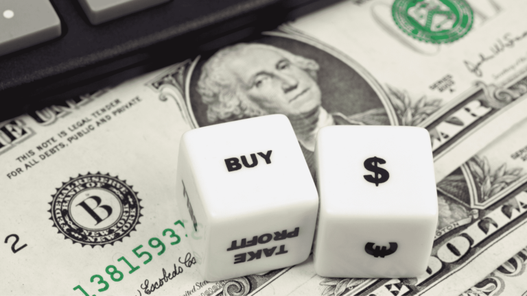 Qual o melhor momento para comprar dólar para viajar?