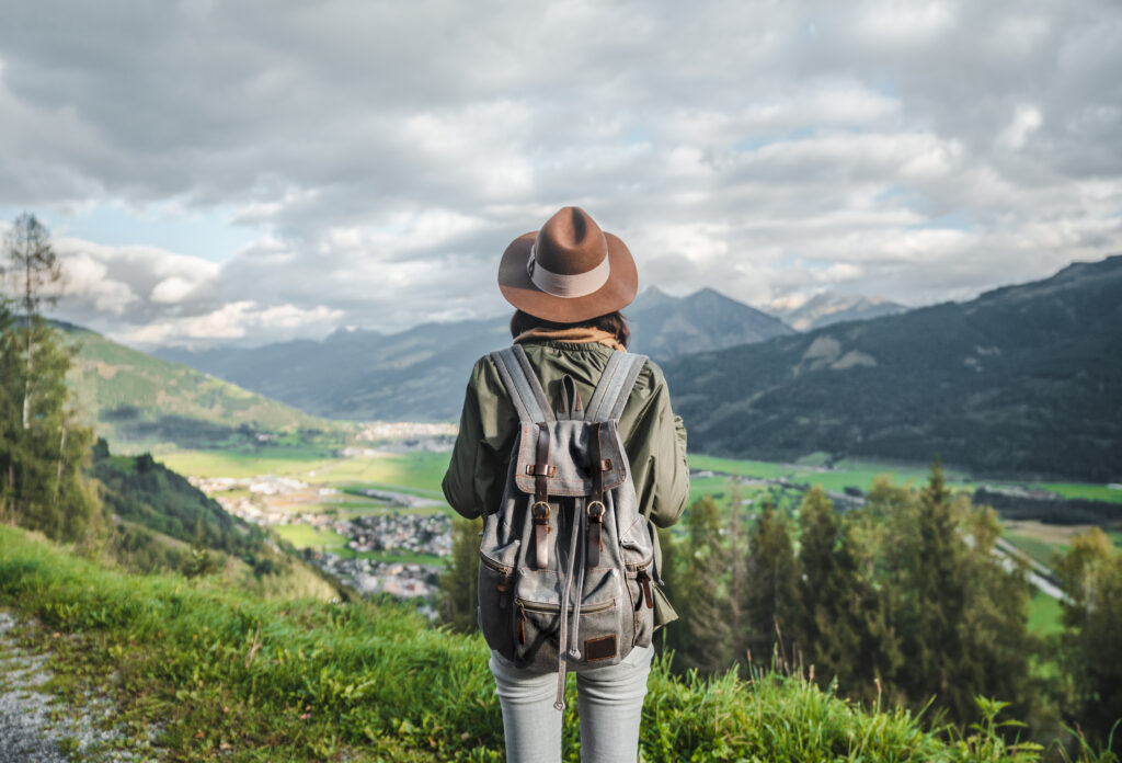 Como levar dinheiro em viagens internacionais: cartão, conta global ou espécie?